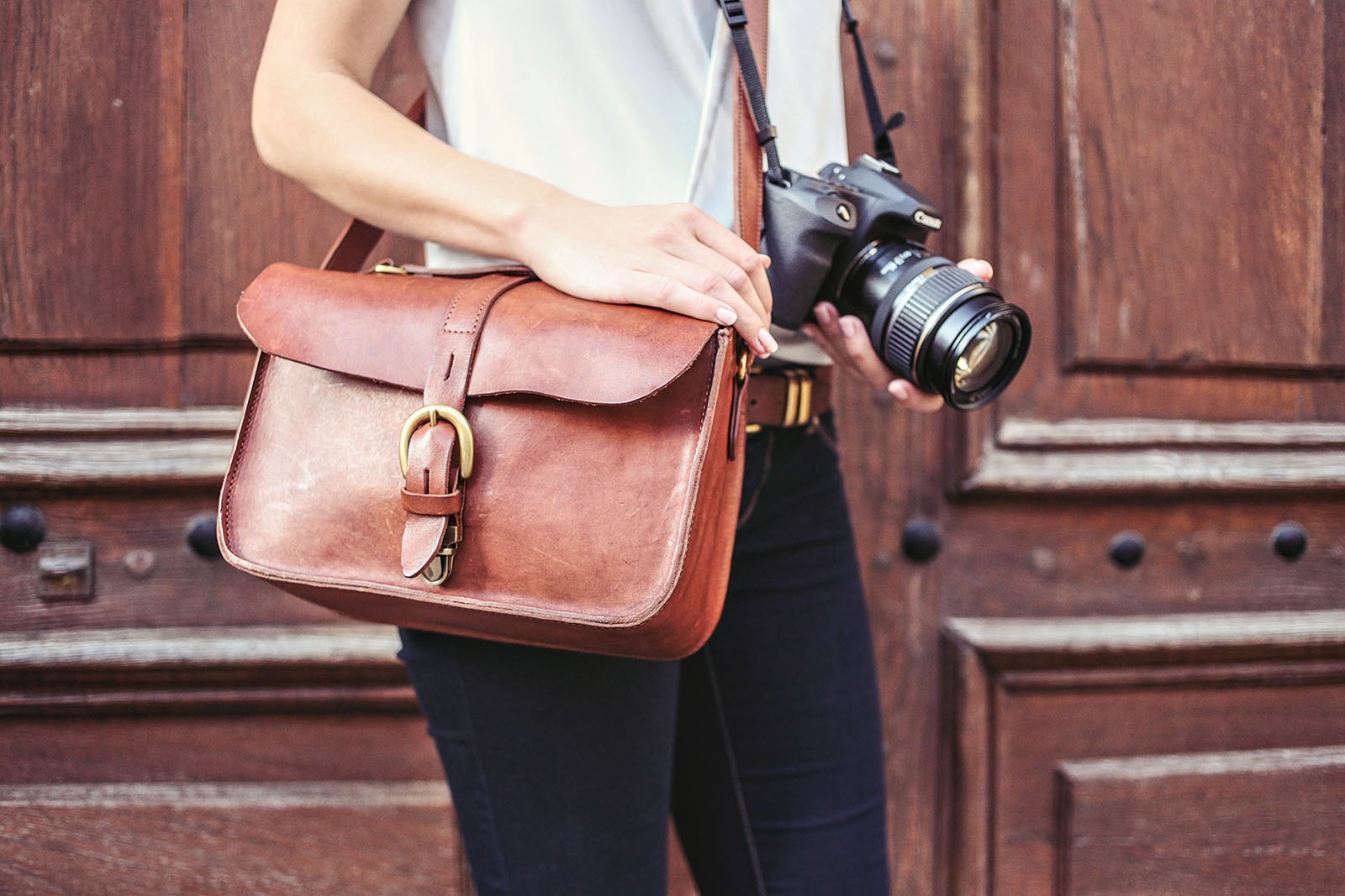 Camera Bags Loved by Both Fashion Girls and Practical Dressers